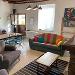 La Maison Pont Rouge Hébergement de vacances *
